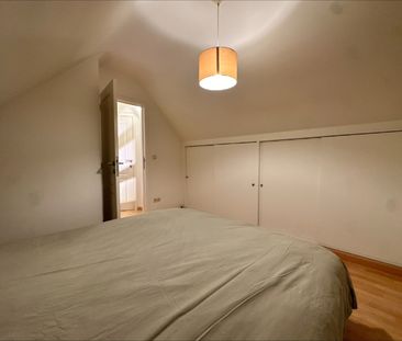 Stijlvol bemeubeld instapklaar dak-duplexappartement (+-75m²)met 2 ... - Photo 1