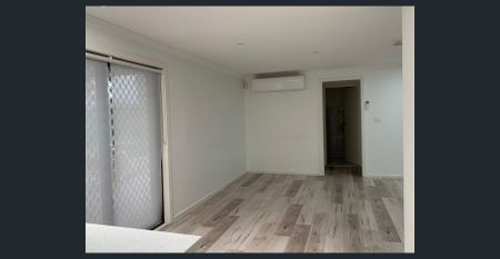 HOME IN PERFECT LOCATION ! - Photo 4