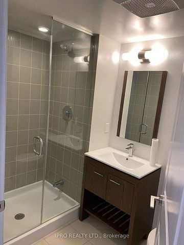 For Lease - 30 Meadowglen Place Unit# 612, Toronto, Ontario - Photo 2