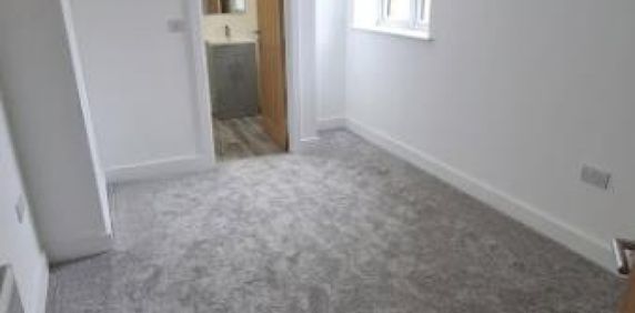Market Street, Oakengates (B) - £725 pcm - Photo 2