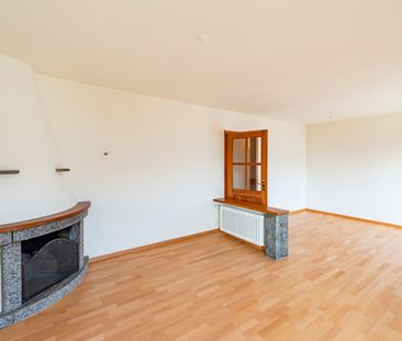 CONFORTEVOLE APPARTAMENTO 4.5 LOCALI A AGNO - Foto 4