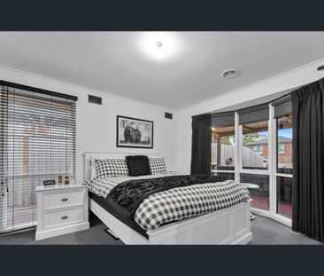 Ideal Family Living! - Photo 6