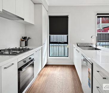 TWO BEDROOM MODERN UNIT - Photo 2