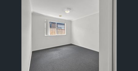 Perfect Location! - Photo 3