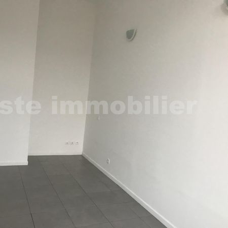 Location Appartement 2 pièces 54m² TOURCOING 59200 - Photo 4
