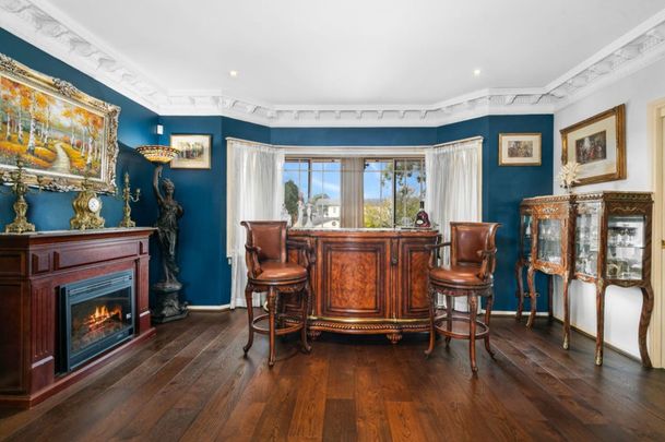 Expansive & Spacious Residence Peacefully Positioned in a Cul-De-Sac Setting - Photo 1