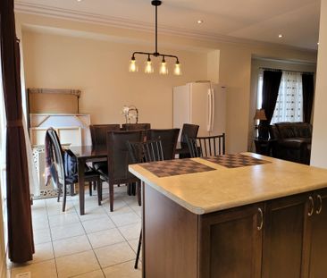 For Lease - 38 Brahm Court, Vaughan, Ontario - Photo 2