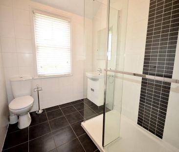 2 Bedroom Terraced To Let - Photo 2