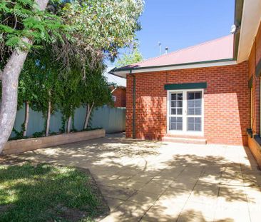 CLASS & STYLE IN CENTRAL - Photo 5