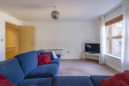 2 bedroom apartment to rent - Photo 2