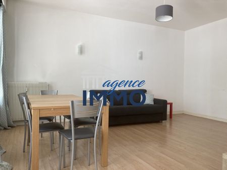 TYPE III Bis MEUBLE CENTRE VILLE - Photo 3