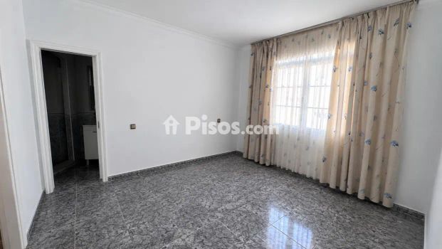 Piso en alquiler en Calle Arístides Briand - Photo 1