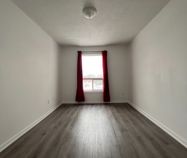 For Lease - 333 Meadows Boulevard Unit# 9, Mississauga, Ontario - Photo 3