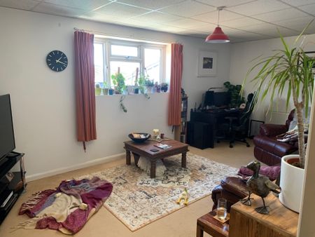 Flat 3 - Photo 5