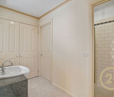 Sydenham Living - Photo 6