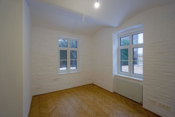 Stilvolle Mietwohnung in historischem Villen-Ensemble - Erstbezug nach Sanierung - Photo 1