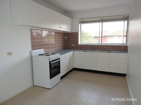 6/30 Sandown Road, ASCOT VALE - Photo 4