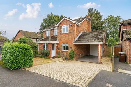 4 Bedroom House - Morley Drive, Bishops Waltham - Photo 5