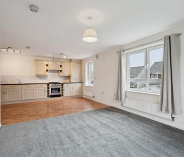 2 bedroom flat to rent - Photo 3
