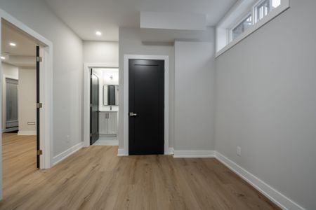 For Lease - 15 Mission Drive Unit# LOWER, Toronto, Ontario - Photo 2