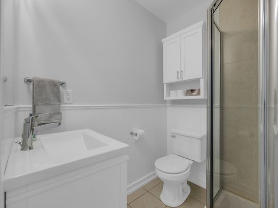 For Lease - 337 Beach Boulevard Unit# 10, Hamilton, Ontario - Photo 1