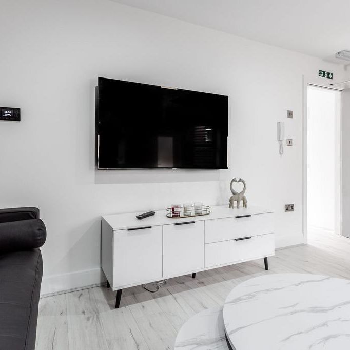 7 bedroom house to rent - Photo 1