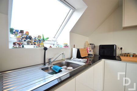 Dakappartement met terras te huur in Vlamertinge - Foto 4