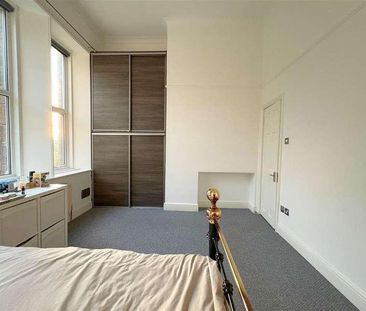 Sandrock Hall, Hastings, TN34 - Photo 5