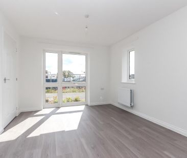 4 bedroom detached house to rent - Photo 1