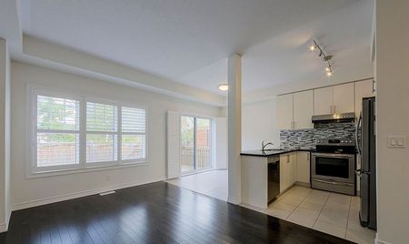 For Lease - 10 Mah Wat Lane, Whitchurch-Stouffville, Ontario - Photo 5