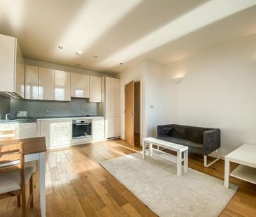 1 bedroom flat to rent - Photo 2