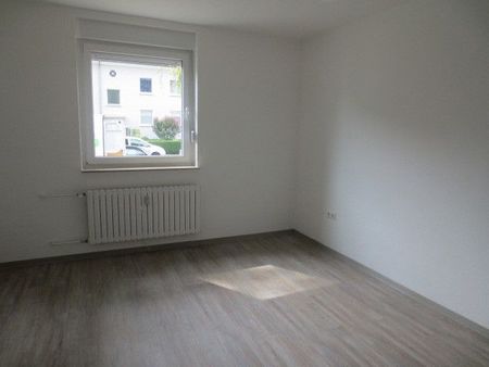 Renovierte Wohnung mit Balkon sucht ruhigen Mieter - Foto 3