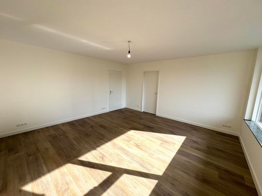 Van Oldenbarneveltplaats 212, Cool, 3012AJ, Rotterdam - Foto 1
