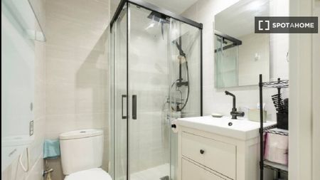 Calle Sierra Bermeja, Málaga, Andalusia 29003 - Photo 3