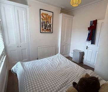 1 Bed Flat, Selkirk Road, SW17 - Photo 5