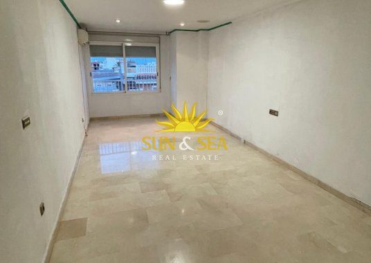 3 BEDROOM APARTMENT IN ALBATERA