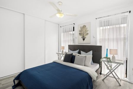 LIGHT, BRIGHT AND READY TO ENJOY! - Photo 4