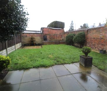 2 Holme Farm Court, Castle Gresley, Swadlincote, Derbyshire DE11 9JA - Photo 5