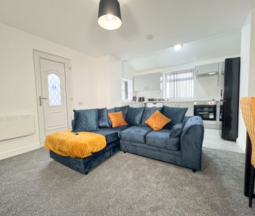 To Let: Southfield Road, Middlesbrough, TS1 3EU. - Photo 3