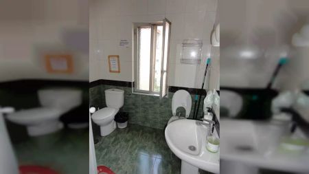 Single room in Guindalera, Salamanca zone, house with 10 bedrooms - Photo 4