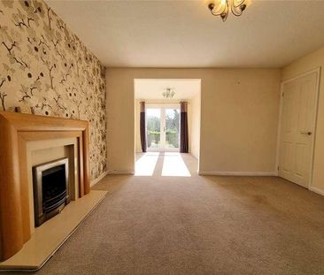 Chestnut Close, Tavistock, Devon, PL19 - Photo 2