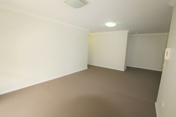 Great Location - Photo 1