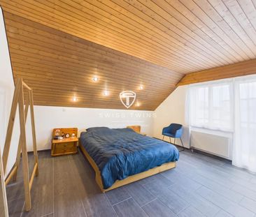 Grosszügige 4.5-Zimmer-Dachwohnung mit Cheminée und zwei Balkonen i... - Photo 3