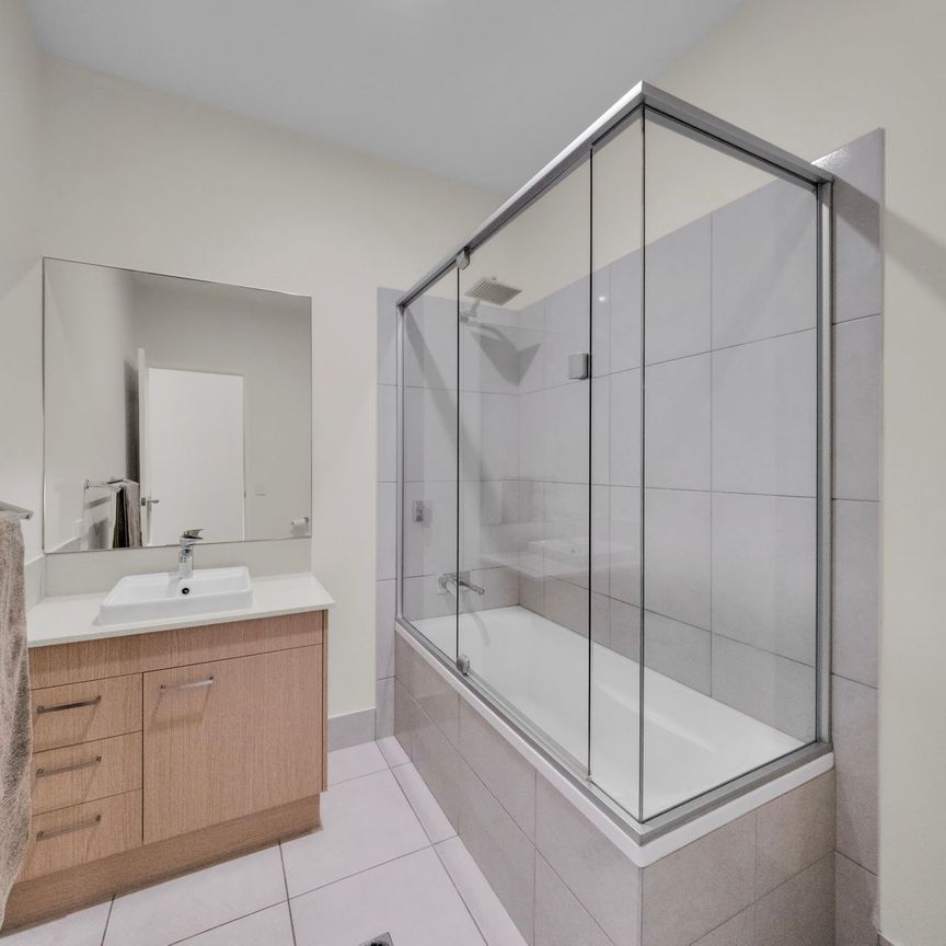 Modern Living in the Hearth of Mango Hill - Photo 1