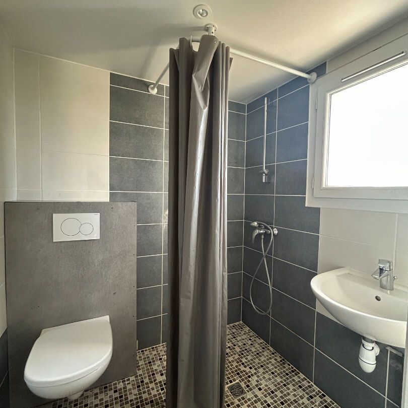 Location Appartement 2 pièces 43m² - Photo 1