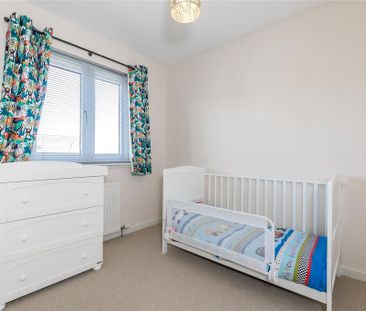 3 bedroom detached house to rent - Photo 5