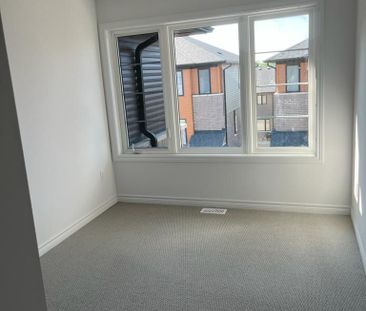 For Lease - 461 Blackburn Drive Unit# 88, Brantford, Ontario - Photo 4