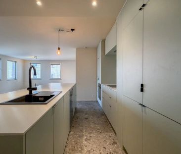 Gerenoveerd 2-slaapkamerappartement met uitzicht op Sint-Baafskathe... - Photo 5