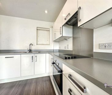 2 bedroom flat to rent - Photo 3