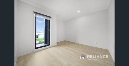 Stunning Home in Truganina Available Now! - Photo 2